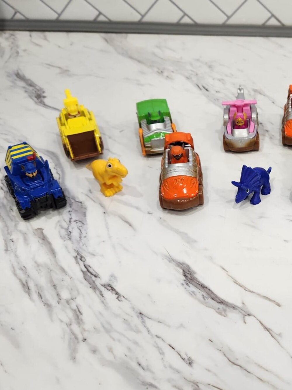 Spin Master Paw Patrol Dino Rescue Vehicle & Dinosaur Toy Lot Nickelodeon 14 pcs